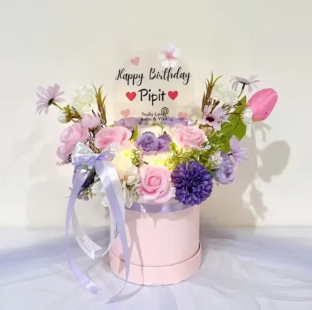 Bloom Box Akrilik Ucapan Ulang Tahun Banggai